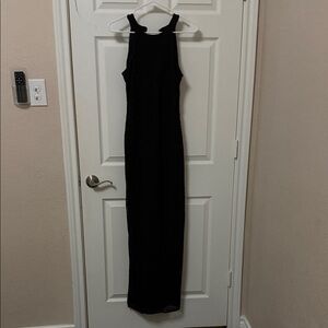 Le Chateau Black Sleeveless Maxi Dress